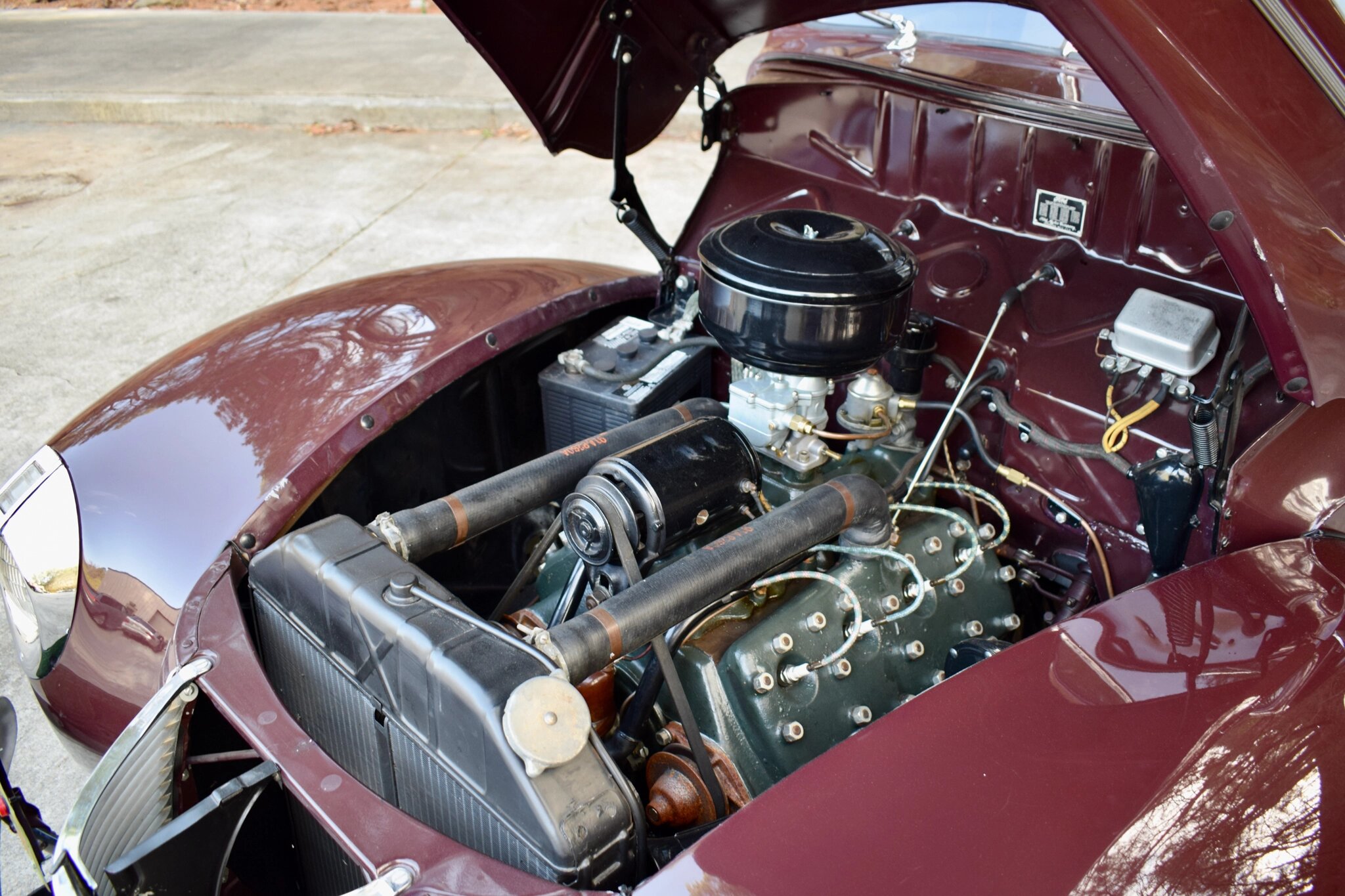 1940 Ford Deluxe Coupe 221CI Flathead V8 - Muscle Vintage Cars