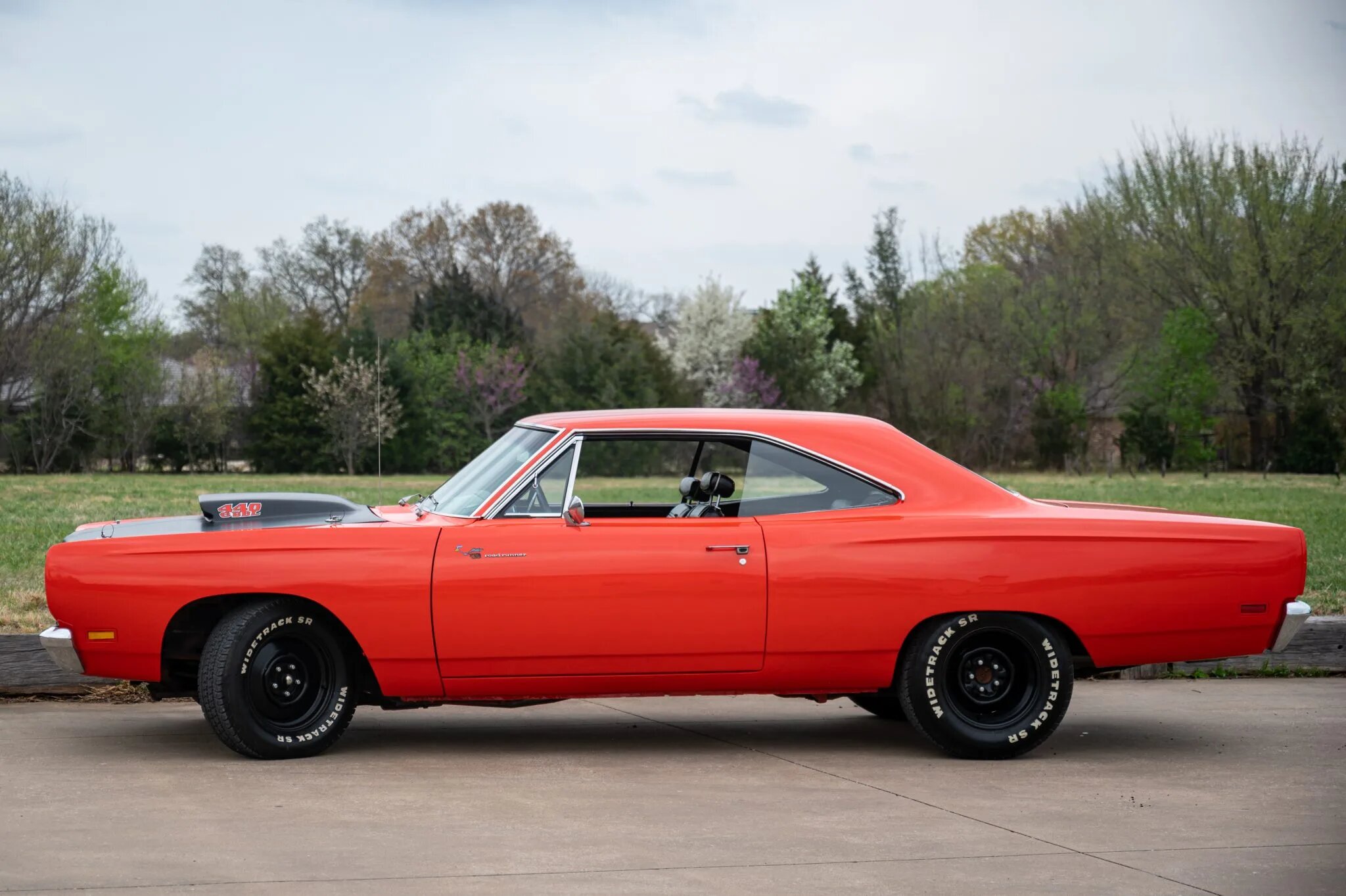 1969 Plymouth Road Runner 440CI V8 – Muscle Vintage Cars