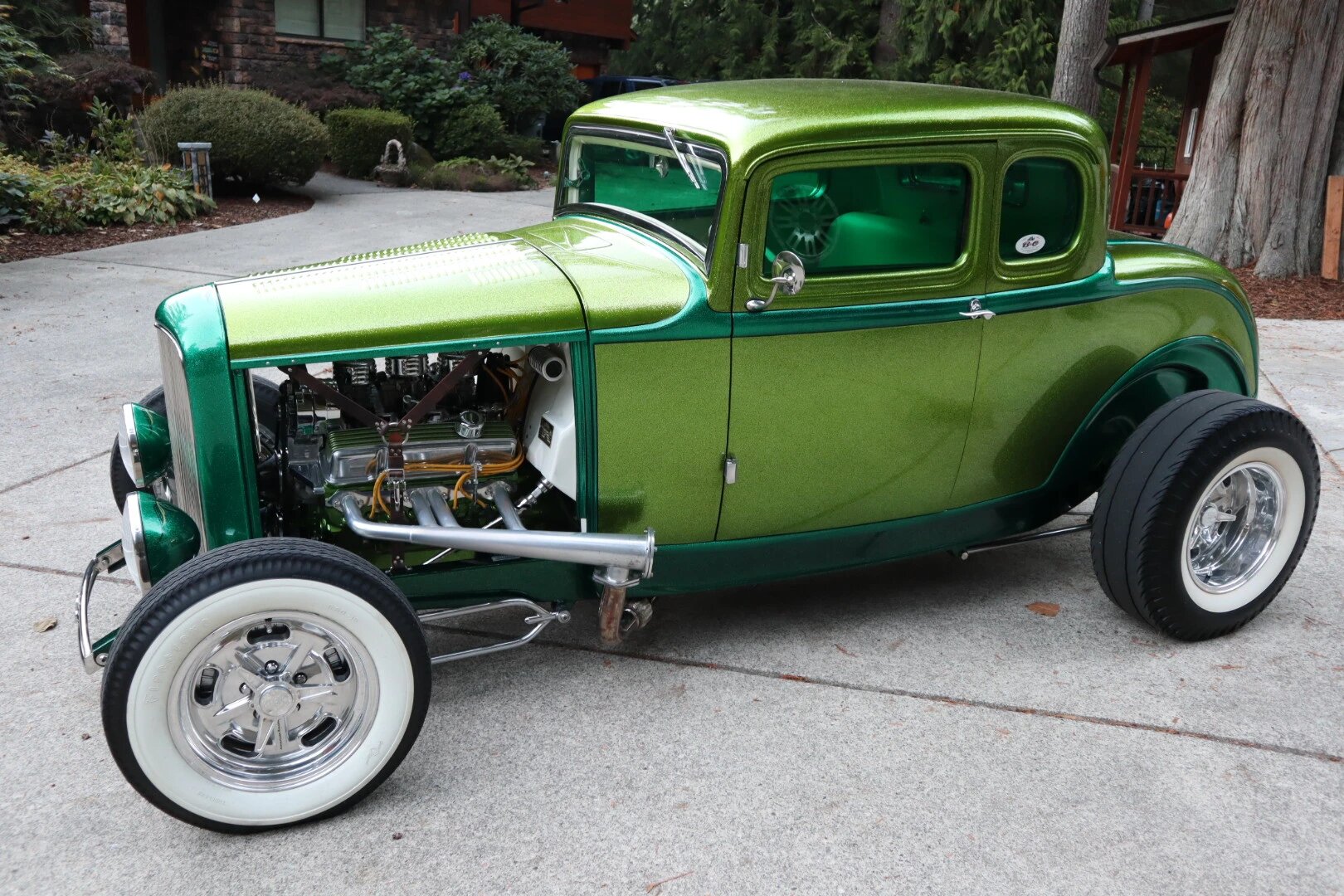 1932 Ford 5-Window Coupe Hot Rod V8 – Muscle Vintage Cars