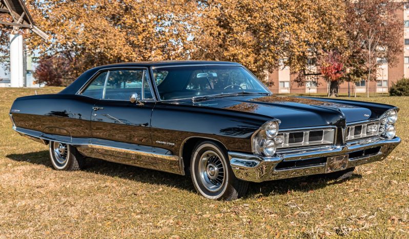 1965 Pontiac Grand Prix V8 – Muscle Vintage Cars