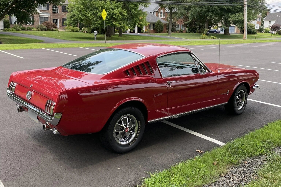 1966 Ford Mustang 289 Fastback – Muscle Vintage Cars