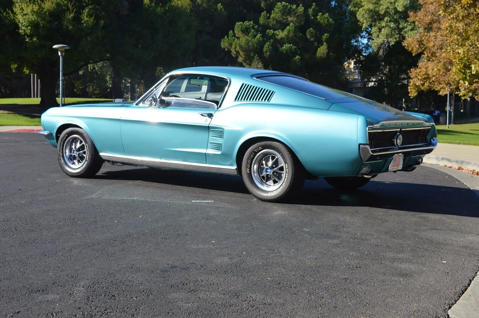 1967 Ford Mustang Fastback GT V8 – Muscle Vintage Cars