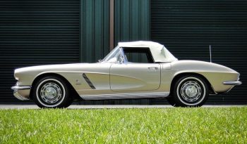 1962 Chevrolet Corvette Roadster – Muscle Vintage Cars